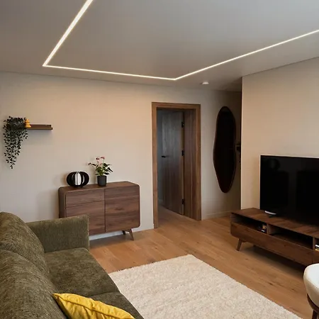 아파트 Modern With River View *